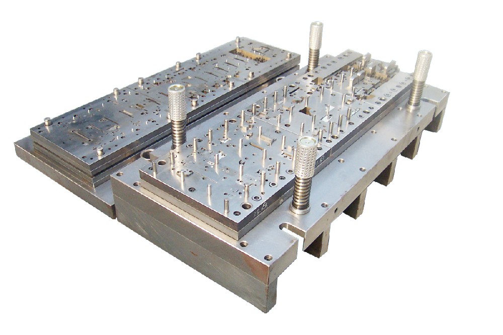 Hardware mould 04